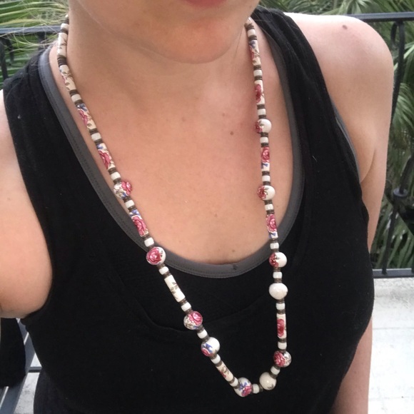 Indian Rose Enamel Necklace - Picture 4 of 7